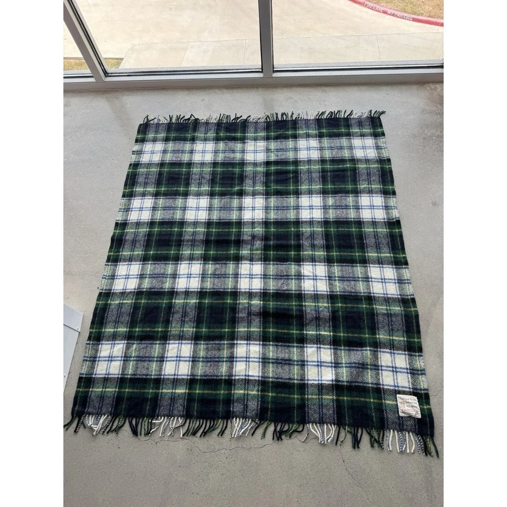 Vintage Highland Home Industries 100% Wool Scotland Fringed Throw Blanket 52x58